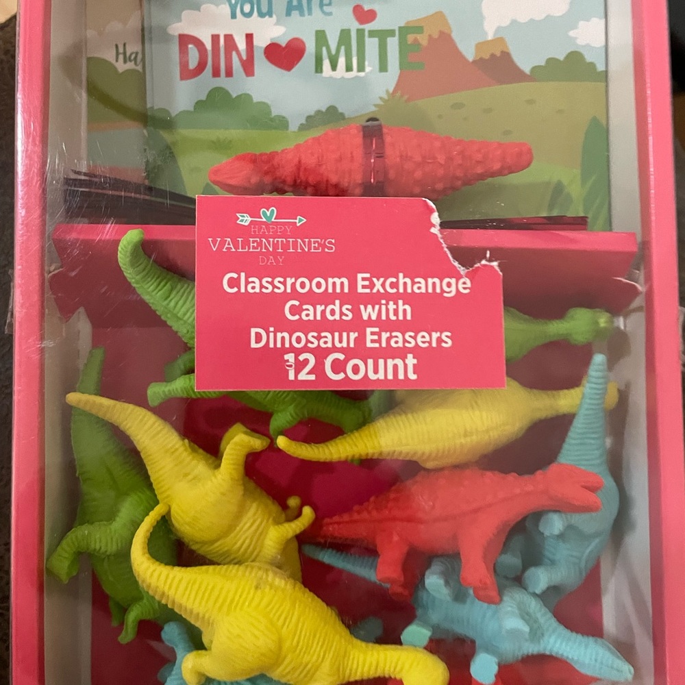 Brand new Dinosaur eraser valentines day cards 12 pcs